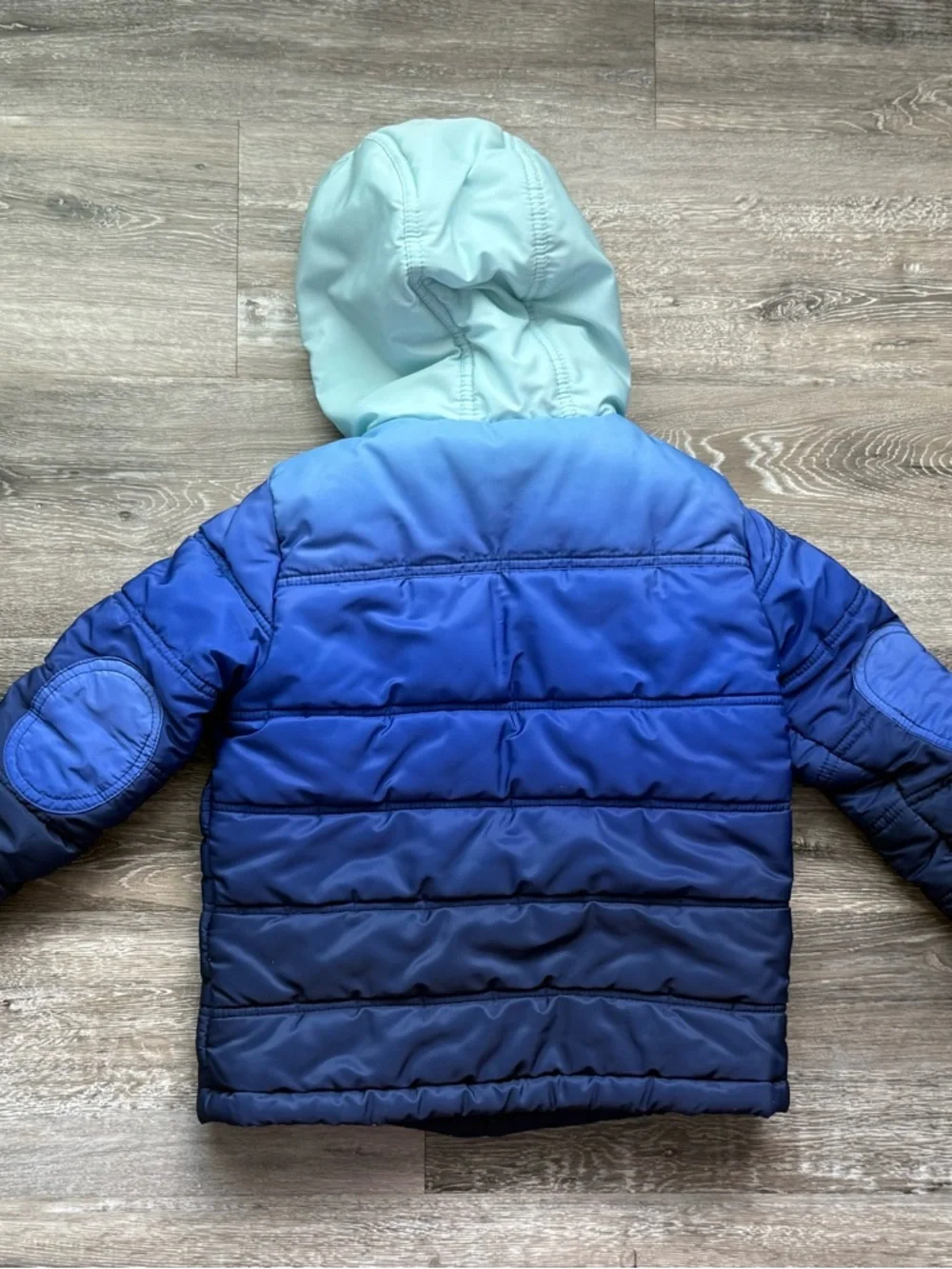 🧸 Cat & Jack | LIKE NEW • Blue Ombre Puffer Jacket • 4T